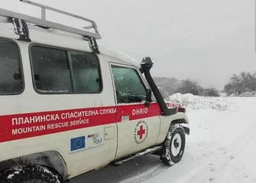 Спасиха мъжа, паднал в пропаст