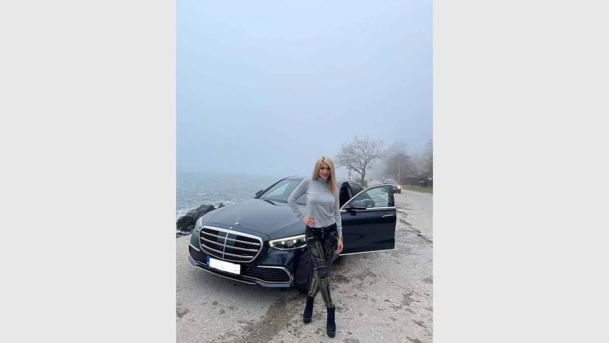 Марешка от "Игри на волята" яхна говореща S класа