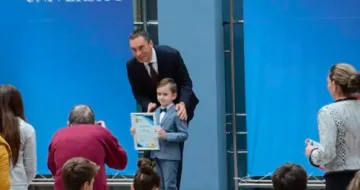 Детето-чудо на България. Златен медал на 6 г.