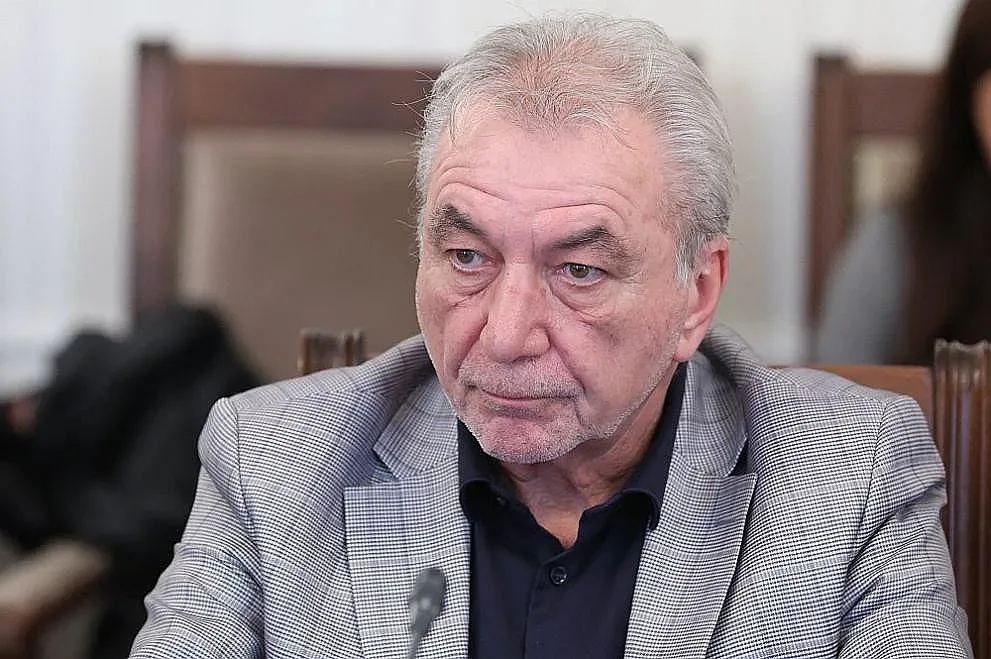 Избраха Росен Карадимов за шеф на КЗК