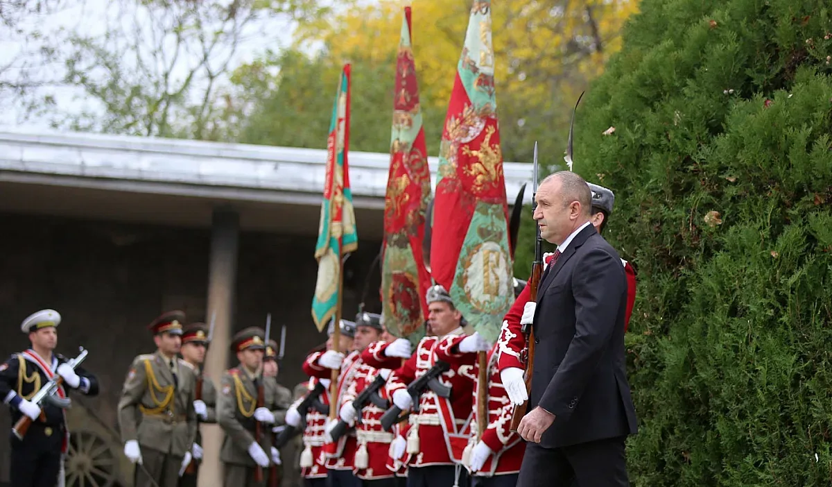 Радев не е алтернатива на мафията