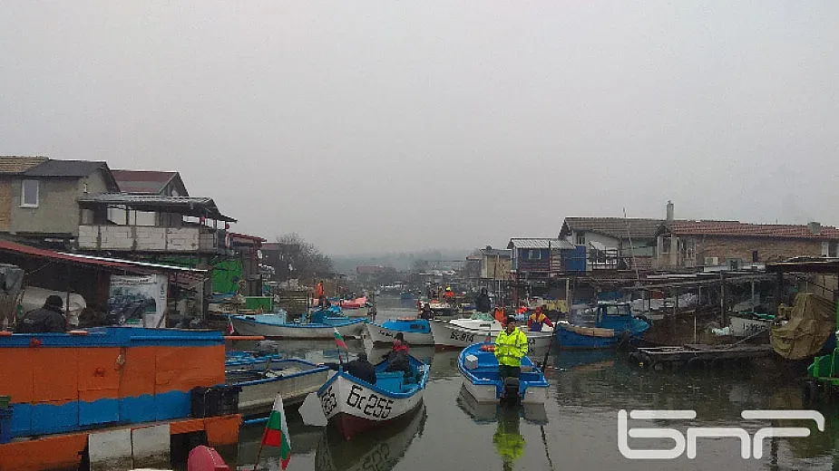 Рибари на протест срещу Христо Иванов