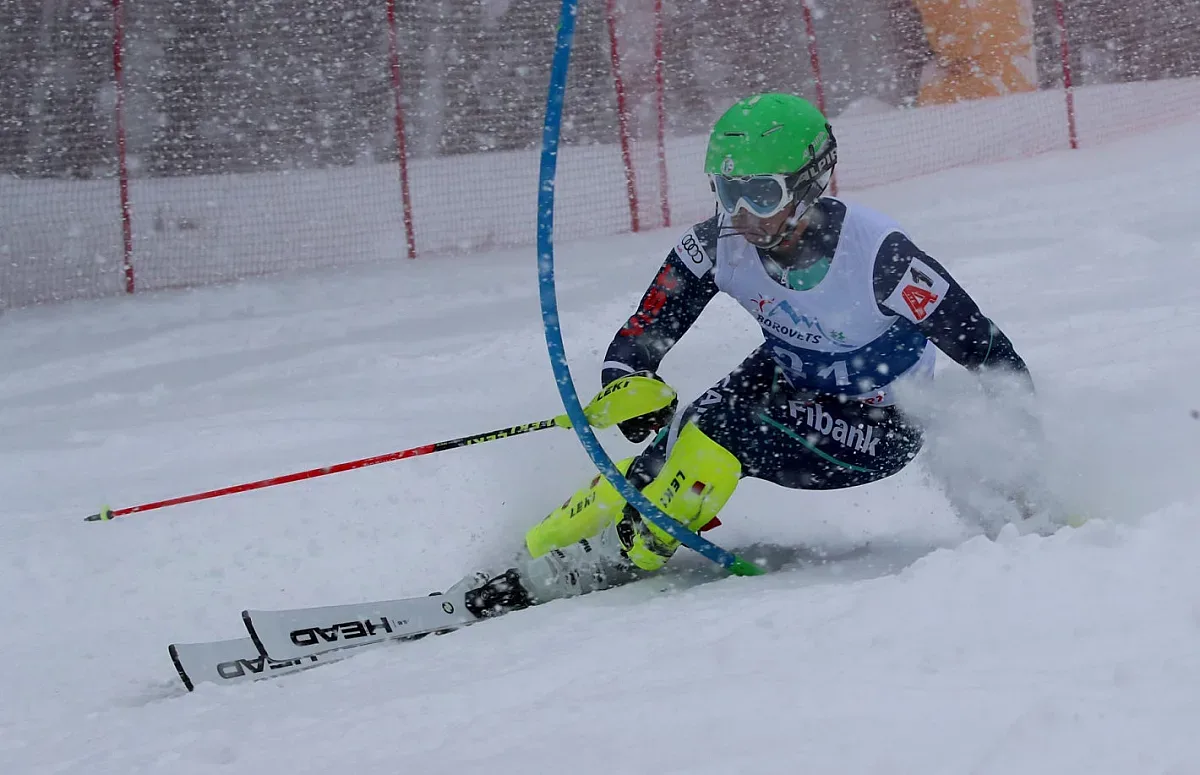 Златков и Вукадинова са №1 в слаломите в Пампорово