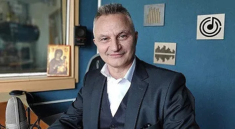 Какво става в новия роман на Захари Карабашлиев