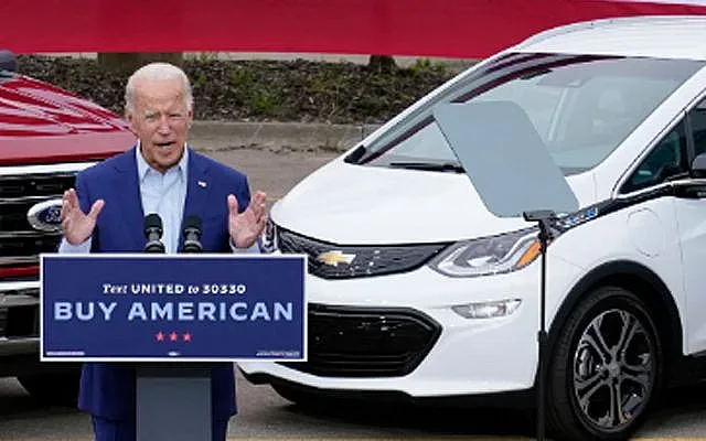 Байдън вкарва електрически коли в Белия дом