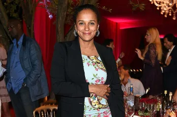 Африканската принцеса остана гола като пушка