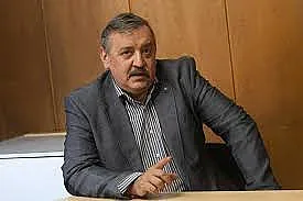 Кантарджиев: Може да намерим форма за ресторантите