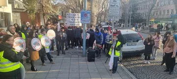 След призива на Пеевски! МОСВ зад хората срещу опасната мраморна мина