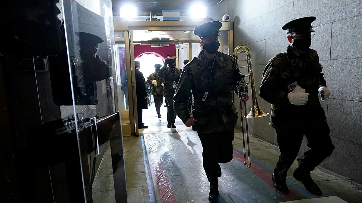 Дим над Капитолия. Какво става?