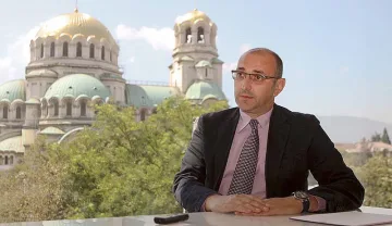 Байдън e за обединение,дами край него искат реванш
