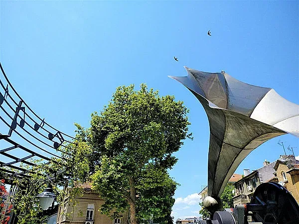 Интересни изложби и спектакли очакват бургазлии през януари