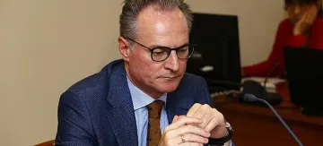 Изборите наближиха. Лозан Панов се появи