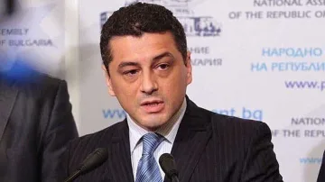 Янков обяви в парламента БСП-2