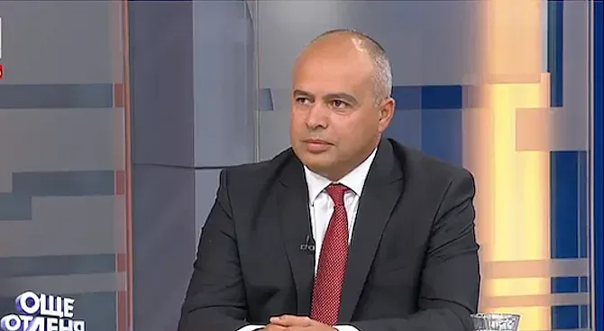 БСП поряза ГЕРБ за коалиция. Шашка Радев