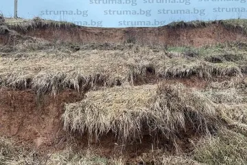 Бедствие! Язовирът край Земен скъса стена
