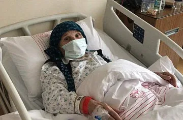 Майката на Наим постъпи в болница
