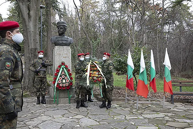 Стара Загора отбеляза 173 години от рождението на Христо Ботев