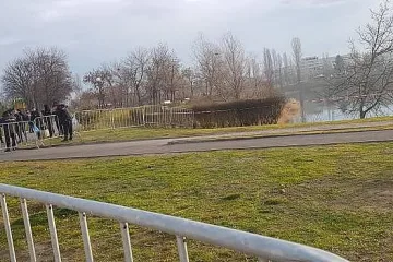 До 25 души ще скачат за кръста в София