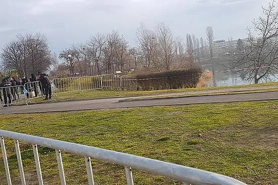 До 25 души ще скачат за кръста в София