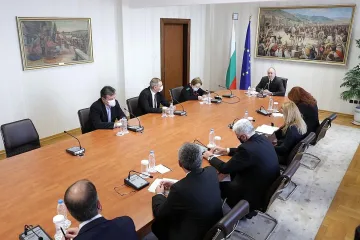 Топ медиците: Без предизборни събрания