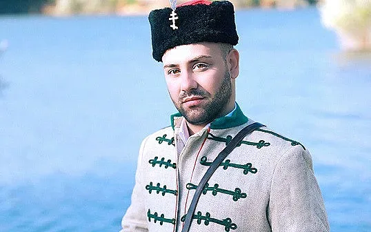 Валентин Велчев в униформата на Левски в нов клип
