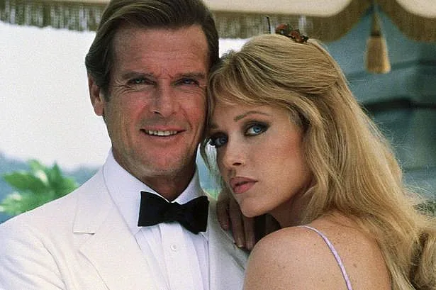 Окончателно: Момичето на Бонд си отиде