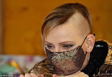 Принцесата на Монако с пънк прическа, бунтува ли се? /СНИМКИ/