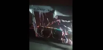 Украса за ЧНГ едва не свали самолет /ВИДЕО/