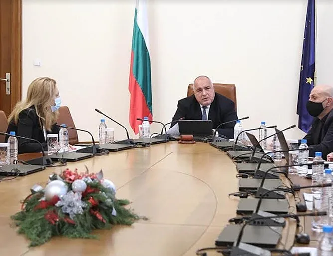 Приеха важни промени за втората пенсия