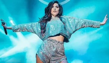 Михаела Филева изпраща 2020 с подарък за феновете