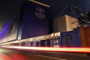 Скандали на Острова заради заразените играчи