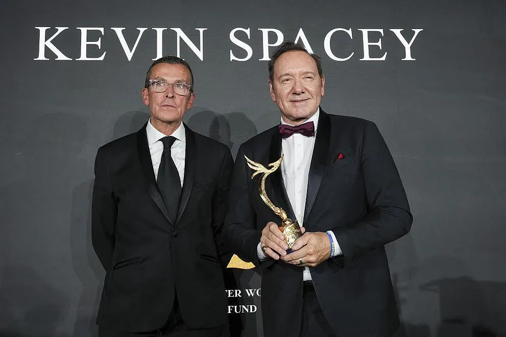 Кевин Спейси се завърна! Наградата