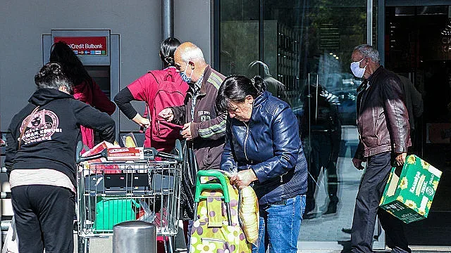 Олиото шампион по поскъпване