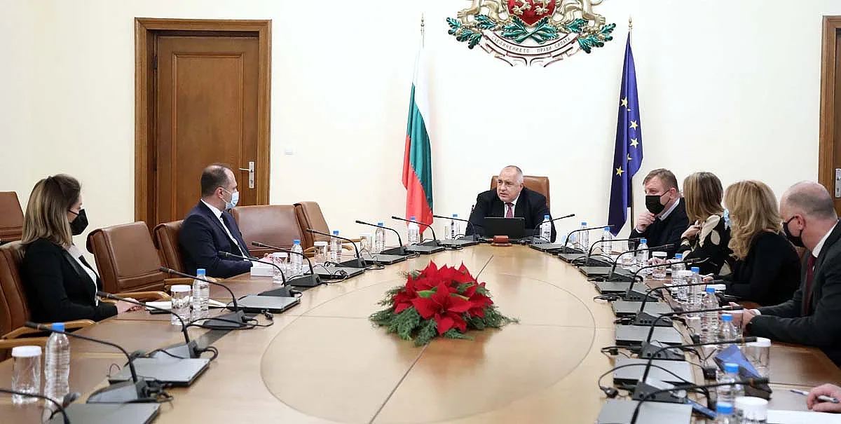 Даваме ваксини на Скопие