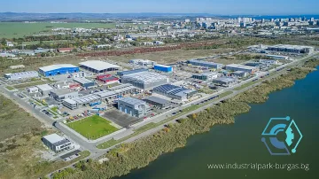 Бургас строи нещо невиждано. Диша във врата на Пловдив и София