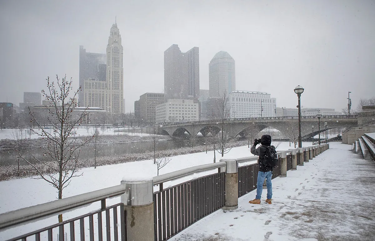 Най-голяма снежна буря в САЩ от години