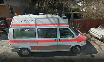 Болна с К-19 плати 750 лв. за линейка-копърка