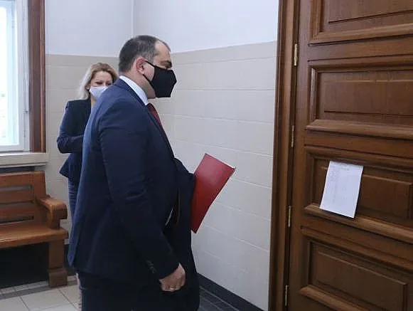 Съдът се произнася до 2 седмици по казуса БСП