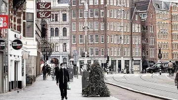 Холандия в петседмична карантина