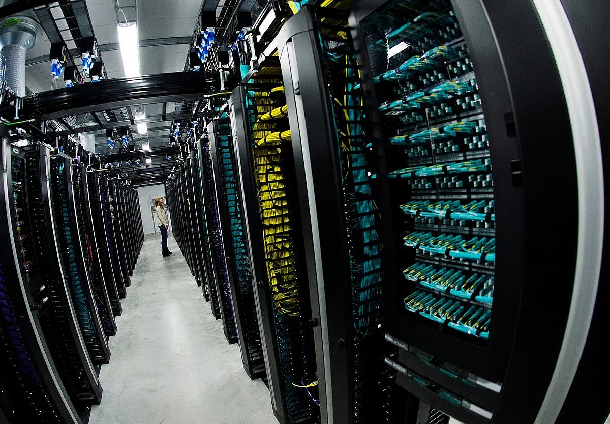 ЕС вкарва нови 11,5 млн. евро в суперкомпютър у нас