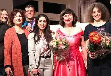 Хамбург аплодира две българки