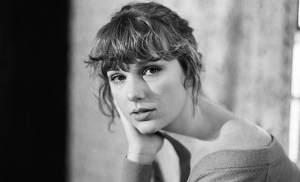 Изненада: Тейлър Суифт издаде втори нов албум