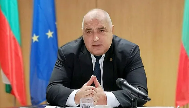 Премиерът: Изход от кризата към октомври догодина