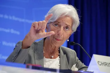 ЕЦБ намали до 3,9% прогнозата си за растеж през 2021