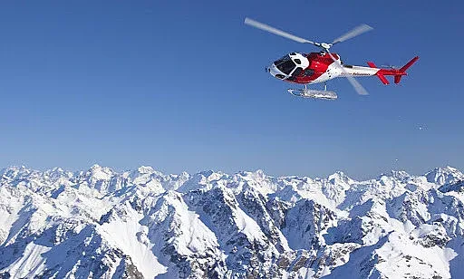 Петима загинаха при катастрофа с хеликоптер