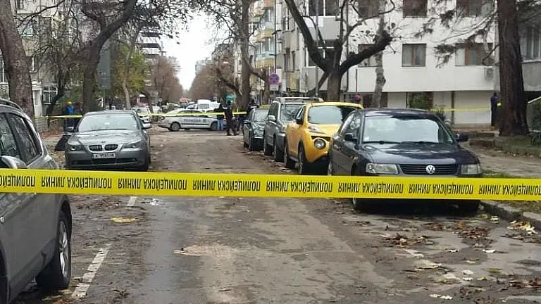 Заплита се мистерията с тройното убийство