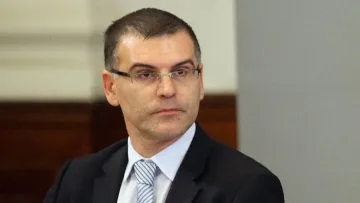 Дянков: Властта да пита бивши финансови министри