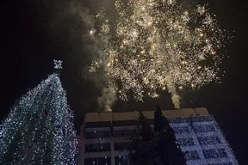 Стара Загора засиява в коледна премяна