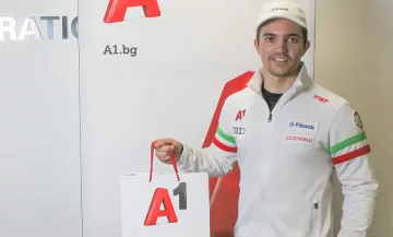 A1 подари нов смартфон на Алберт Попов