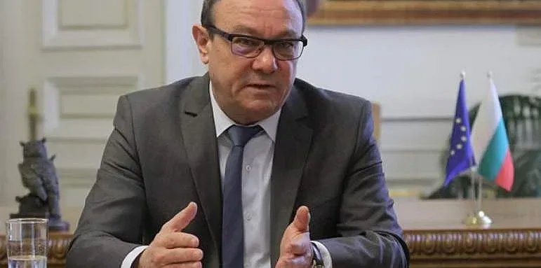 Знанието движи света,а не икономиката